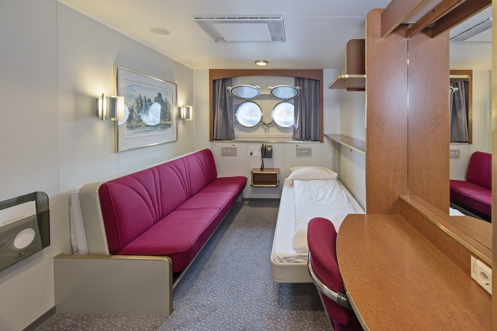 Hurtigruten MS Nordnorge Polar Outside Upper deck 2 travellers.jpg